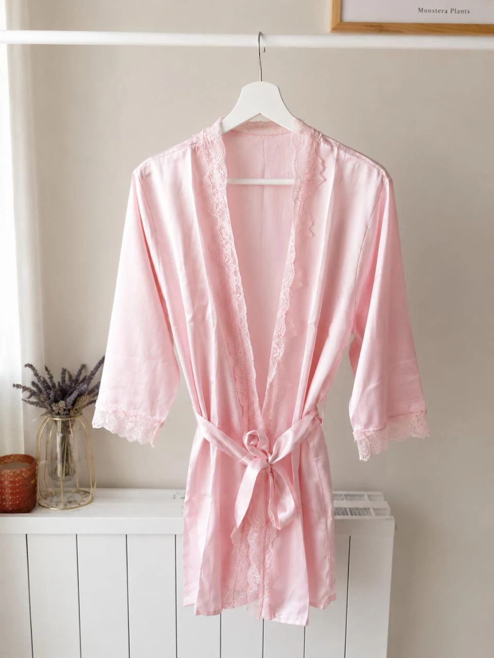 Pink satin & lace kimono – ultra feminine – size M – chic & cocoon effect – photo 2